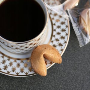 MagiaCiast Chińskie Ciasteczko Szczęścia z Wróżbą Podziękowanie za Przybycie 100 szt 10