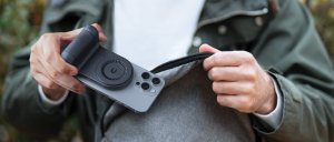 Energea Energea Uchwyt do robienia zdjęć z wbudowanym powerbankiem Magear Magcam Grip czarny/black MagSafe PG-MCG5K-BLK 11