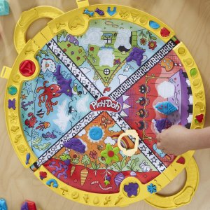 Play-Doh PLAY-DOH playset Fold N Go playmat 13
