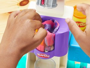 Play-Doh PLAY-DOH playset rainbow swirl ice cream 3