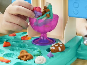 Play-Doh PLAY-DOH playset rainbow swirl ice cream 33