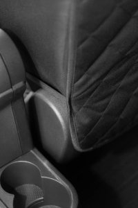 Caretero ZESTAW MATA OCHRONNA + OCHRANIACZ NA FOTEL PIKOWANY 9