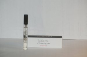 Juliette Has A Gun MINIATURA JULIETTE HAS A GUN Vanilla Vibes EDP spray 5ml 1