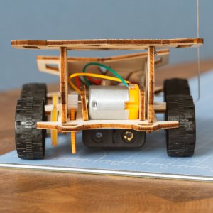 Gill ThumbsUp! Rennauto "Build your own" bedienbar 4