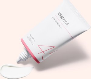 MISSHA_All Around Safe Block Essence Sun EX SPF 45 PA+++  nawilżająca esencja do twarzy z filtrem 50ml 5