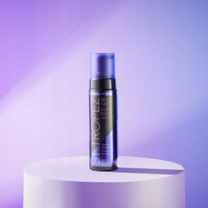 ST.TROPEZ_Self Tan Bronzing Mousse bronzer w piance Ultra Dark Violet 200ml 2