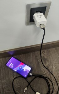 Ładowarka Smart Hardware ŁADOWARKA SIECIOWA SMART HARDWARE SZYBKA 10W 9