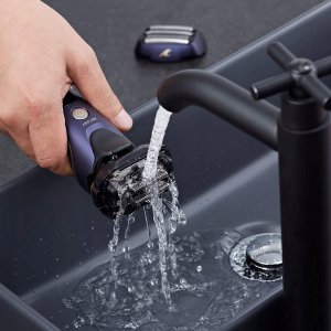 Panasonic PANASONIC ES-LT67-A803 Electric Shaver 4