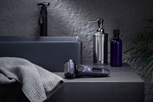 Panasonic PANASONIC ES-LT67-A803 Electric Shaver 10