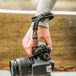 Foscam C-ROPE Kamera Handschlaufe Claw aus Paracord 30cm Black retail 3