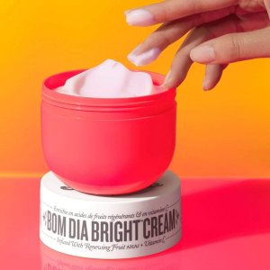 Nuxe Sol De Janeiro Bom Dia Bright™ Body Cream 240 ml 3
