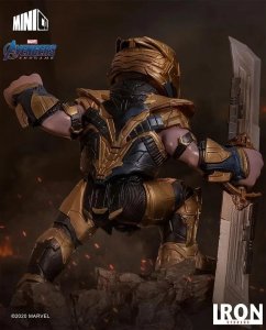 Figurka Hasbro Iron Studios & Minico Avengers: Endgame - Thanos Figure 9