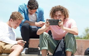 SteelDigi Etui ochronne do Nintendo Switch OLED Kiwi Home N19 czarne 2