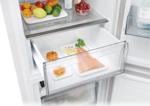 Lodówka Candy Candy Refrigerator | CNCQ2T518EW | Energy efficiency class E | Free standing | Combi | Height 182.5 cm | No Frost system | Fridge net capacity 197 L | Freezer net capacity 82 L | Display | 38 dB | White 9