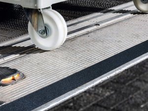 Durable DURABLE Antirutschband DURALINE GRIP+ 50mm breit schwarz 4