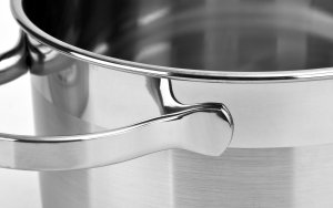 SSW Garnek z pokrywą 24 cm Comfort Kitchenq 7