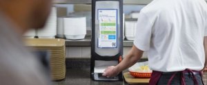 Tork Tork Xpressnap® - Nablatowy dozownik do serwetek, N4 – Czarny 5