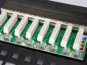 Equip Equip Patchpanel 24x RJ45 Cat5e 19" FTP 1HE      schwarz 6