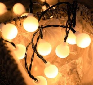 ZOLTA Girlanda świetlna ogrodowa 15m Lampki LED Kulki 2