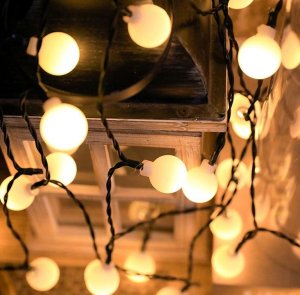 ZOLTA Girlanda świetlna ogrodowa 15m Lampki LED Kulki 5