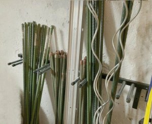 QLS WIESZAK NA NARTY KIJKI NORDIC WALKING METALOWY S3 5