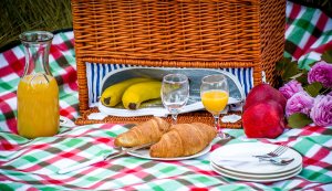 ZOLTA Pleciony kosz piknikowy dla 4 osób Zestaw Termotorba 14