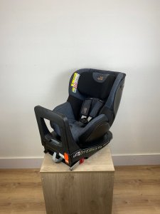 Fotelik samochodowy Britax Römer Britax Romer Dualfix Pro M automobilinė kėdutė, Juodos (Space) spalvos 2