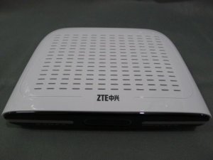 Terminal sieciowy ZTE ZTE ZXA10 F660 GPON ONT (4GE+2POTS+WIFI+USB,SC/APC) 1