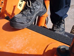 Durable DURABLE Antirutschband DURALINE GRIP 75mm breit schwarz 2