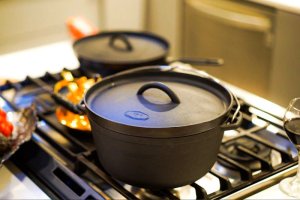 GSI Outdoors Żeliwny kociołek GSI Outdoors Litecast Dutch Oven 4,7L Uniwersalny 4