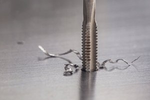 ARTPOL GWINTOWNIK M    8x1,25mm /1szt. 6