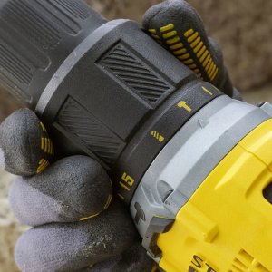 Wiertarko-wkrętarka Stanley SFMCD715D2F 18 V 2 x akumulator 2 Ah 12