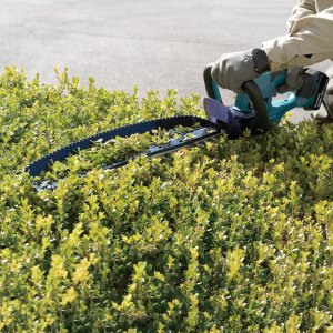 Makita Makita DUH507RF Cordless Hedgecutter 18