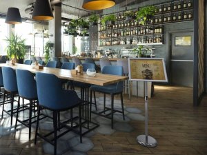 Durable DURABLE Bodenständer INFO Aluminium Klapprahmen A3 silber 9