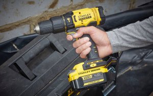 Zestaw elektronarzędzi Stanley 6-elementowy (SFMCK471D2S-QW) 8