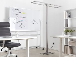 Lampa podłogowa Beliani Lampa podłogowa LED metalowa srebrna SCULPTOR 2