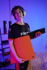 Glorious PC Gaming Race Fnatic FOCUS3 MAX Gaming-Mauspad - Größe XL 2