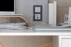 Kontakt-Simon Gniazdo wtyczkowe Kontakt-Simon 55 TGZ2MCZ.01/111 podwójne z uziemieniem z przesłonami moduł 16 A, 250V~, szybkozłącza biały mat 4