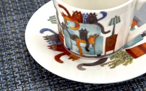 DUO Filiżanka porcelanowa 230 ml + spodek Koci Świat Koty na fotelu 8