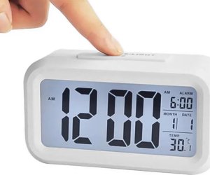 ATL AK240C Cyfrowy budzik white led biały 5