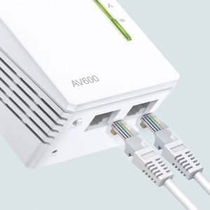 Adapter powerline TP-Link TP-LINK TL-WPA4220 „PowerLine“ adapter sieciowy 500 Mbit/s złącze Ethernet LAN „Wi-Fi“ biały 1 vnt 3