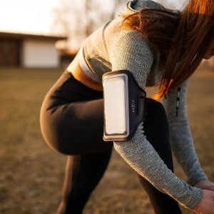 Fixed Armband sportowe etui na rękę, do smartfonów do 6,7", czarny 5