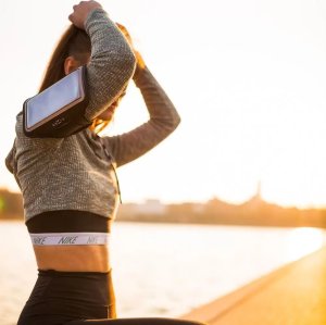 Fixed Armband sportowe etui na rękę, do smartfonów do 6,7", czarny 6