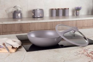 Patelnia Berlinger Haus wok Titanium Pro 28cm 8