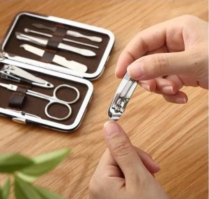 Verk Zestaw do paznokci przybornik manicure pedicure etui cążki 7 elementów Zestaw do paznokci przybornik manicure pedicure etui cążki 7 elementów 2