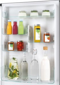 Lodówka Candy Candy | Šaldytuvas | CCE4T618EB | Energy efficiency class E | Free standing | Combi | Height 185 cm | No Frost system | Šaldytuvas net capacity 222 L | Šaldiklis net capacity 119 L | Ekranas | 39 dB | Juodas 5