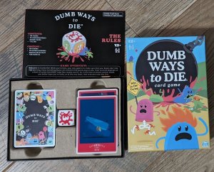 Spin Master Dumb Ways to Die Card Game 3