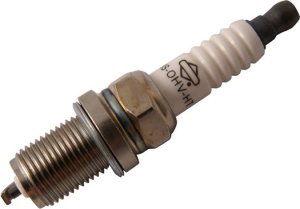 Briggs & Stratton ŚWIECA ZAPŁONOWA BRIGGS&STRATTON TRAKTORY SILNIKI GÓRNOZAWOROWE 20