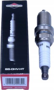 Briggs & Stratton ŚWIECA ZAPŁONOWA BRIGGS&STRATTON TRAKTORY SILNIKI GÓRNOZAWOROWE 39