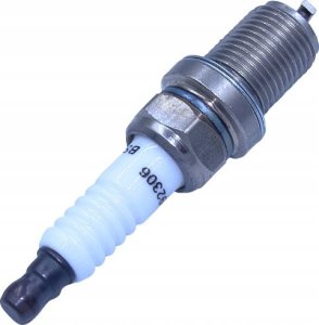 Briggs & Stratton ŚWIECA ZAPŁONOWA BRIGGS&STRATTON TRAKTORY SILNIKI GÓRNOZAWOROWE 42